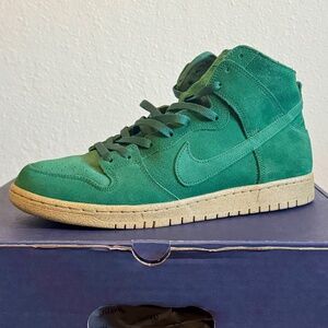 Nike SB Dunk High Decon Gorge Green